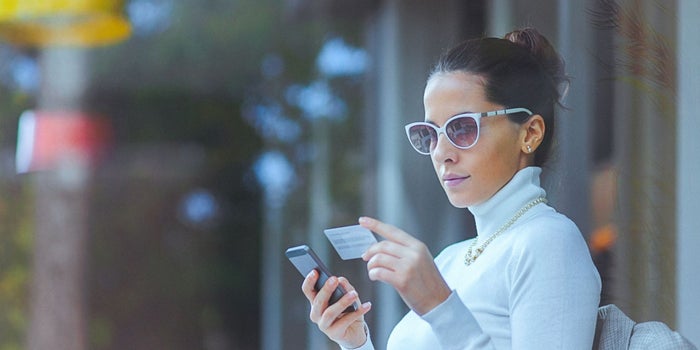 38 Crucial Tips to Prevent Card Fraud (Infographic)