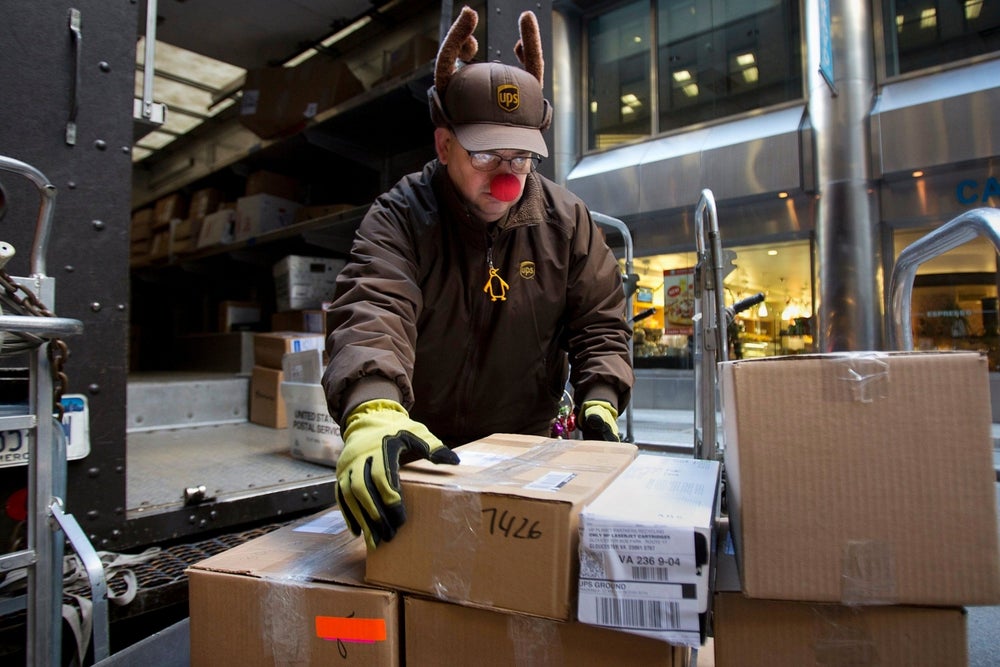 How Much to Tip Everyone in Your Life for the Holidays, From Your Landlord to the Mail Carrier