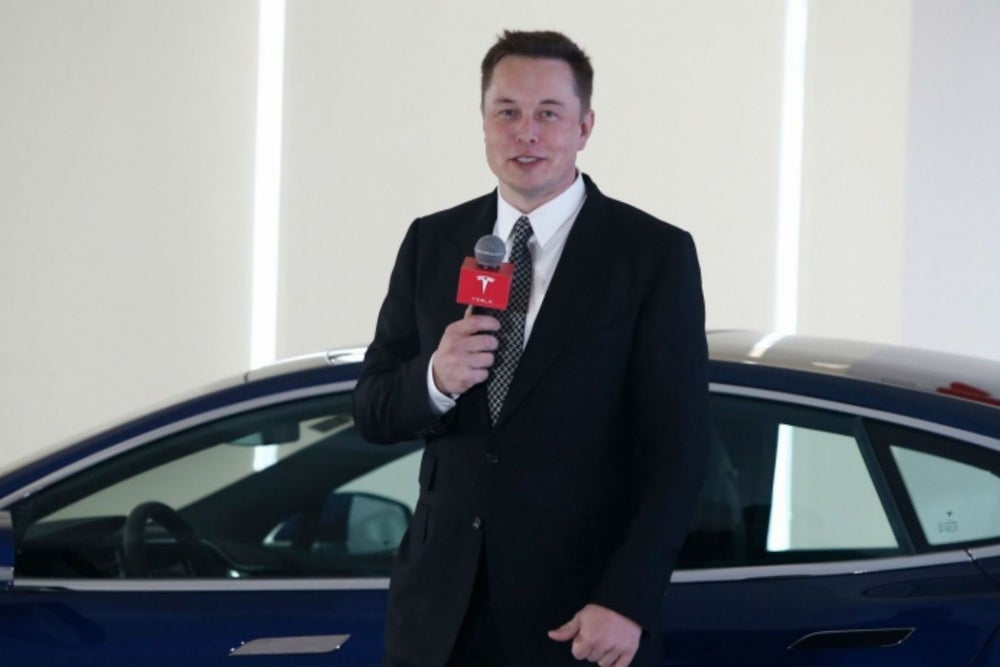 Las 5 formas en las que Elon Musk podría salvar el mundo