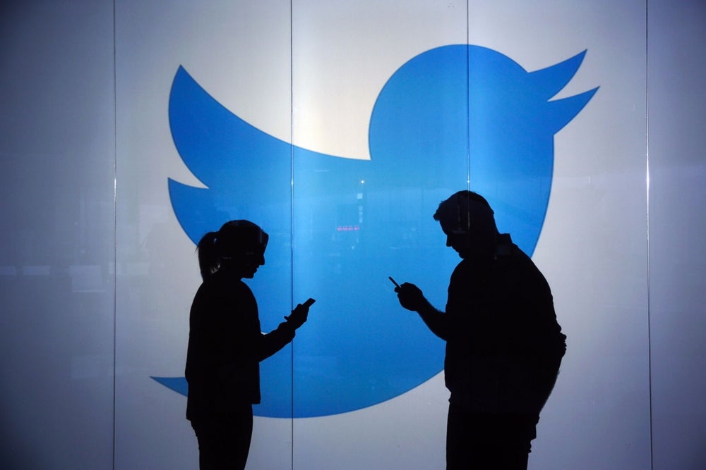 From Losing Weight to Proposing, Here Are 7 Unexpected Ways People Used Twitter