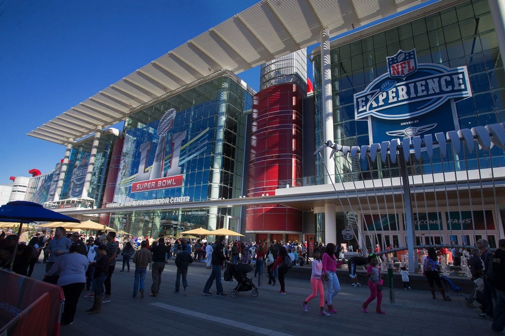 Does it Pay to Release Super Bowl Ads Before the Game?