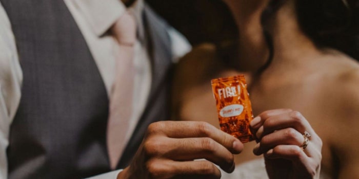 Taco Bell quiere celebrarte la boda de tus sueños