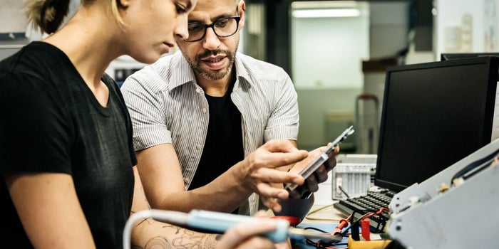 Looking for a Summer Internship? Here's What You Should Know.
