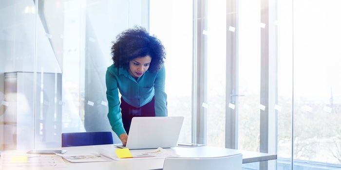 How to Write the Perfect Job Ad (Infographic)