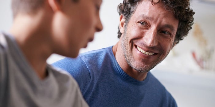 Praising Your Child Doesn't Help Them Succeed If You Do It Wrong
