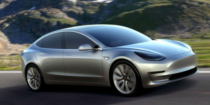 Elon Musk da una "probadita" del Tesla Modelo 3