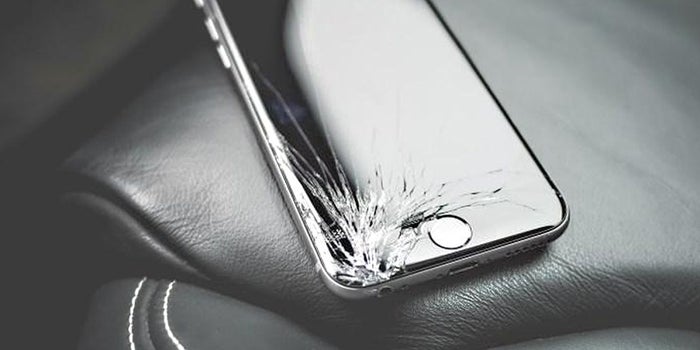 Chemists Develop Seal-Healing Material for Smartphone Screens