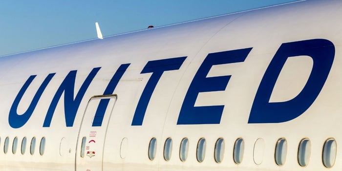 Qué puede hacer United Airlines para frenar el sangrado en su reputación