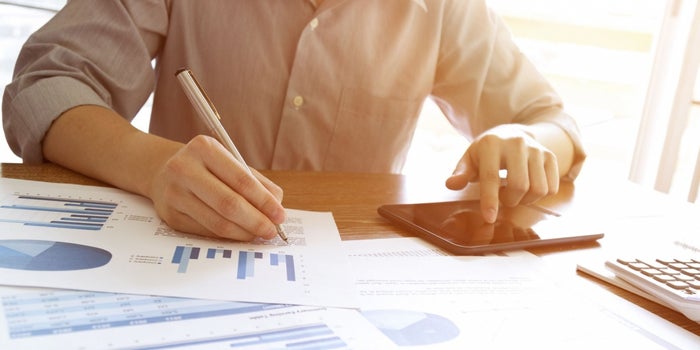 7 Steps to Making $900,000 (or More) Before You're 30