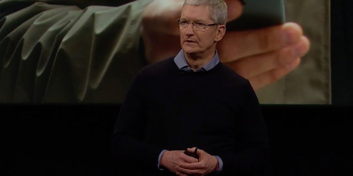 Apple Pledges $1 Billion to Support Manufacturing Jobs in the U.S.
