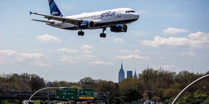 Lessons From a JetBlue Founder on Creating a High-Flying Startup Culture