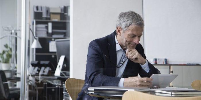 How Older Entrepreneurs Can Turn Age to Their Advantage