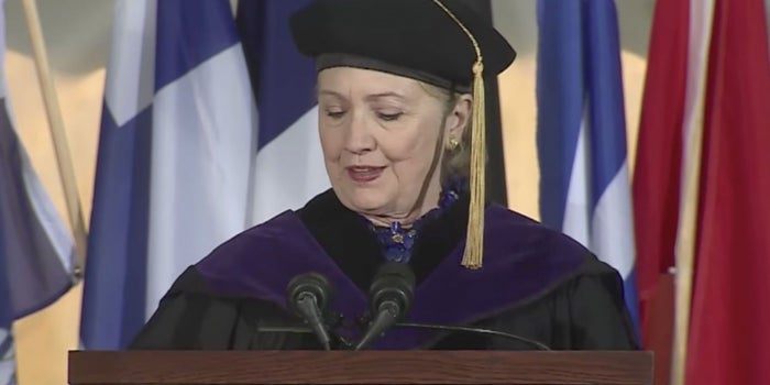 Qué le dijo Hillary Clinton a los graduados de la clase de 2017
