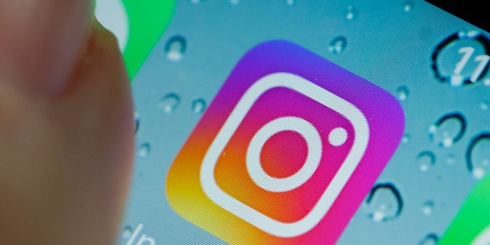 Marketers Are Searching for Instagram Services 12X More Than Snapchat's (Infographic)