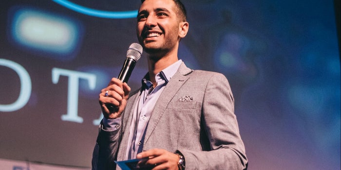 This Young Intern Is Light Years Ahead of Some Older Entrepreneurial Peers. Here's Why.
