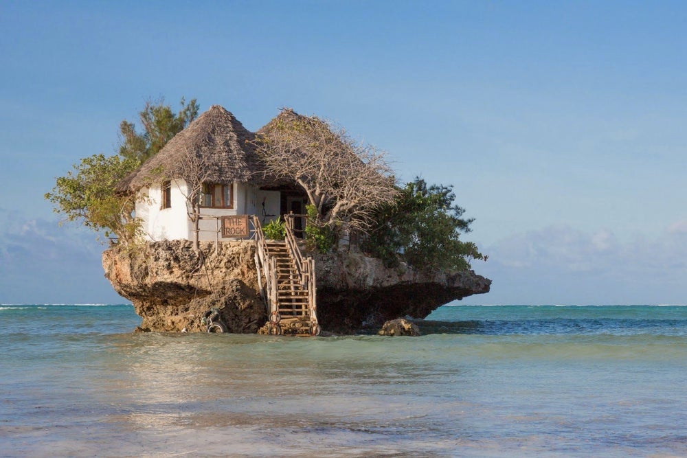 9 of the Weirdest Places for Restaurants in the World