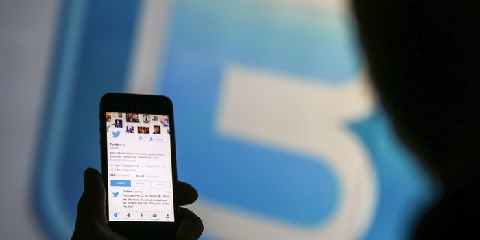 3 Surprising Ways Hiring a Copywriter Off of Twitter Increased My Gross Revenue