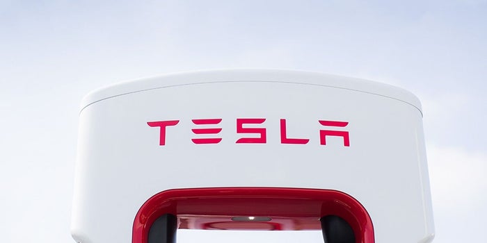 Report: Tesla Planning its Own Music Streaming Service