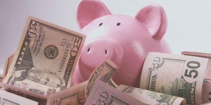 Estas son las tres cosas en las que debes de invertir tus ahorros