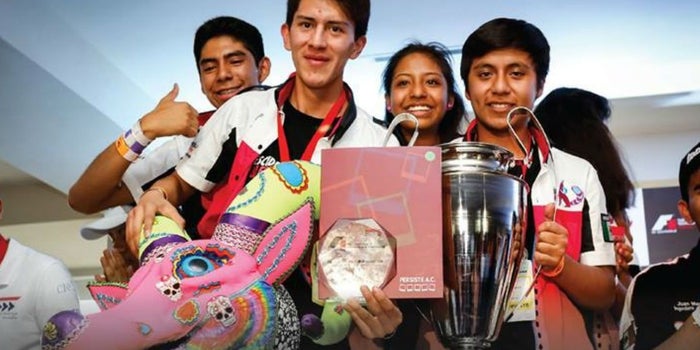 Estudiantes del Conalep competirán en Malasia con un auto F1 a escala