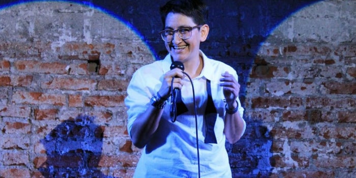 ¿Emprender con una escuela de stand-up comedy? ¡Atrévete!