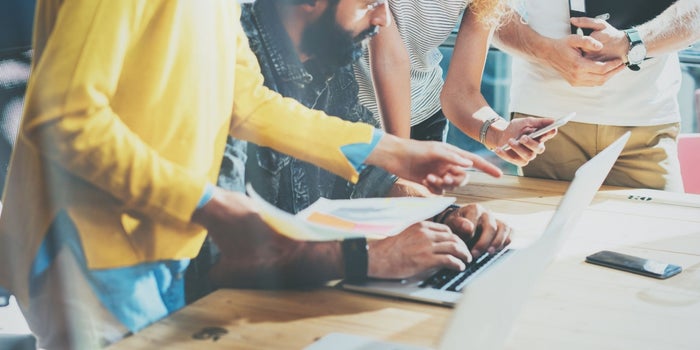 4 Ways to Leverage Marketing Trends for Viral Growth