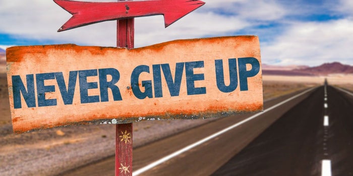 Dos acciones que debes tomar para no decaer en tu camino emprendedor