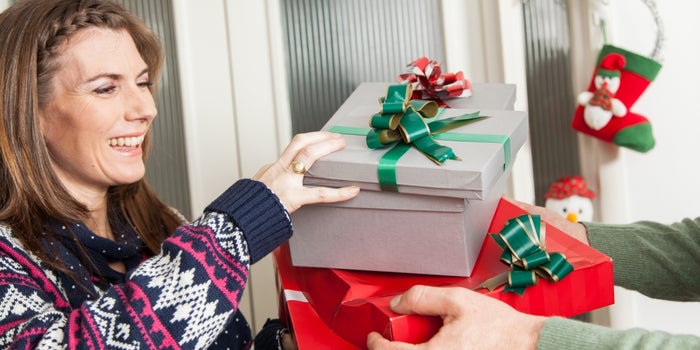OMG! Less Than a Week Until Christmas! 4 Ways to Find the Perfect Gift for a Relative Stranger.