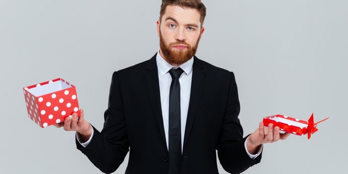 Giving Gifts Internationally: How to Wow Your Global Partners Every Time
