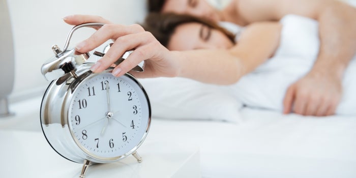 12 Ways to Smoothly Start Waking Up Earlier