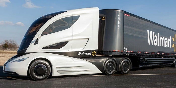 Tesla innova con camión eléctrico que no necesita conductor
