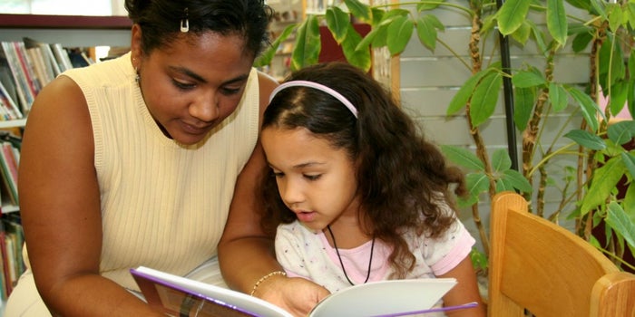 Lanza un negocio de cuentos personalizados para niños