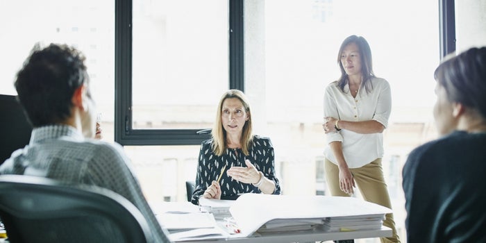 Leaders Who Make Good Decisions Do These 6 Things Constantly