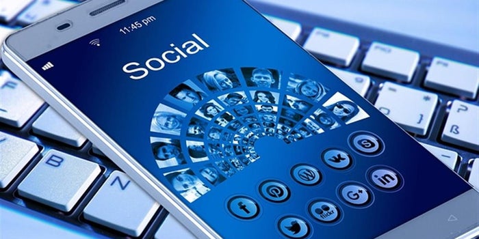 Smartphones Continue to Capture Greater Share of Social Market
