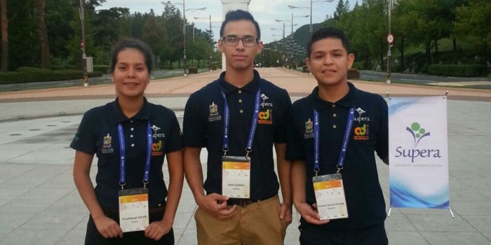 Alumnos del CONALEP crean app de seguridad en Corea