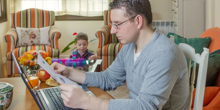 ¿Los hombres sufren lo mismo para equilibrar su trabajo y familia?
