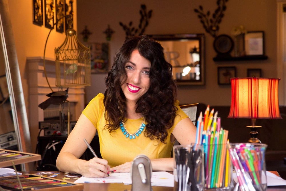 This Former Marketing Director Quit Her Job After 7 Weeks of Posting Amazing Animations on Instagram