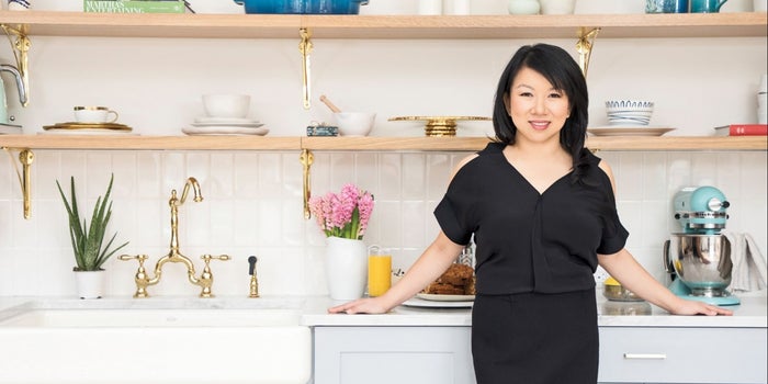 How the Founder of Zola Grew Her Bottom Line by Giving Away Free Products