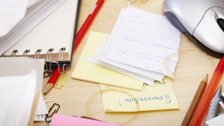 #3 Workplace Gadgets that will Declutter Your Desk