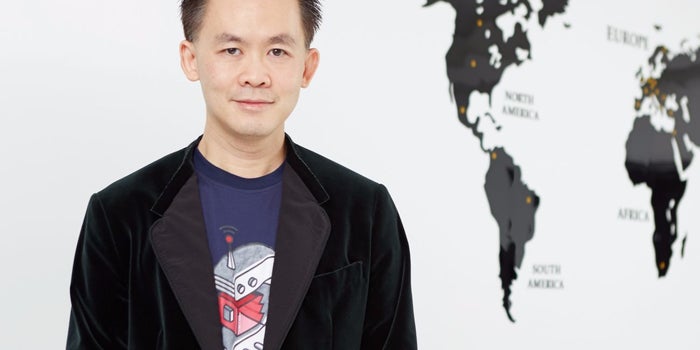 How He Convinced 300,000 People to Work With Him, From Malaysia