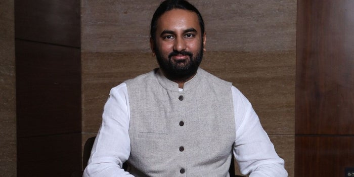 This Entrepreneur's Success Mantra is Community Building