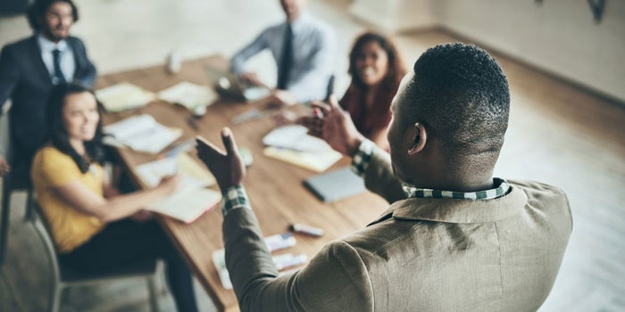 5 Ways to Authentically Connect Your Employees to the Brand