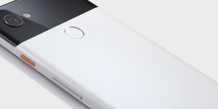 Ahora Google se burla del iPhone X