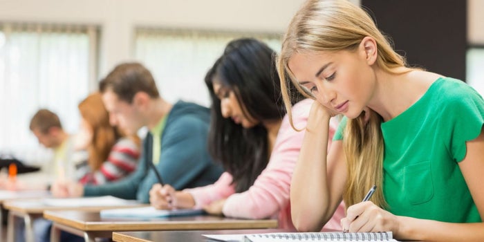 Imagina cómo será la educación en 2049 y gana 20,000 dólares