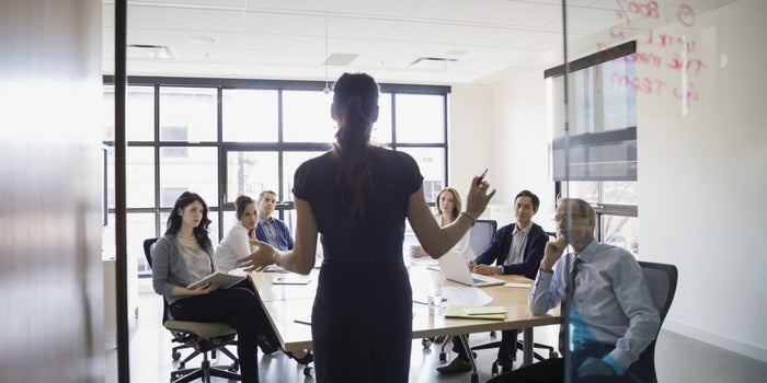 How to Lead Like a Woman
