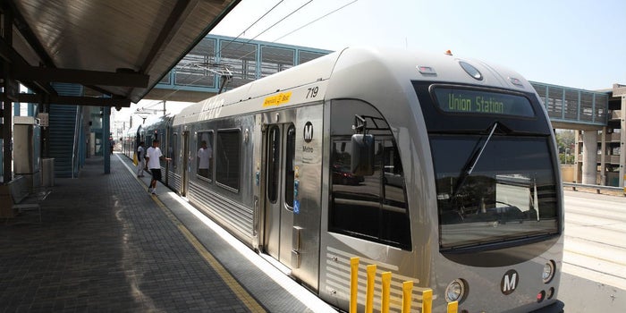 Elon Musk ahora va por el metro de Los Ángeles