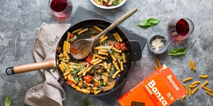 How This Meal Kit Company Fulfills Its Mission by Putting Other Companies in the Spotlight