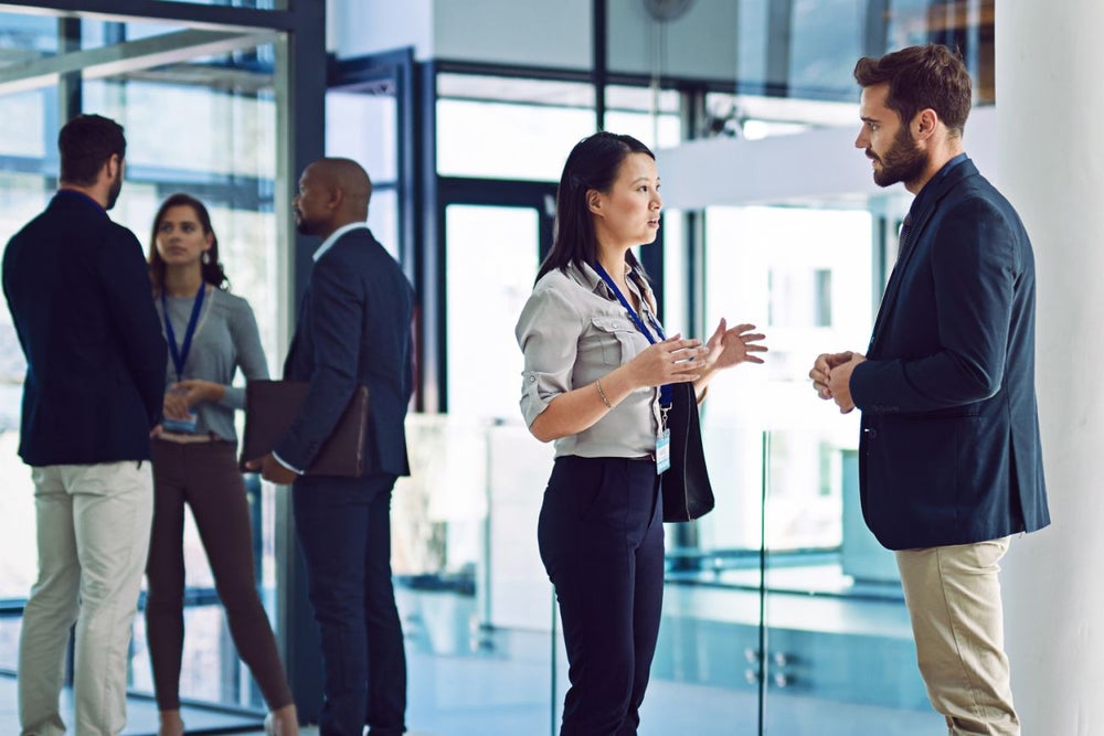 7 Ways to Get Recruiters and Job Offers to Come to You