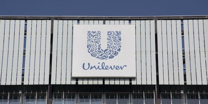 Unilever amenaza con retirar su publicidad de Facebook y Google