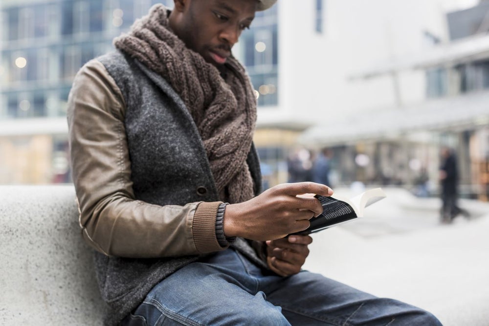 8 Life Lessons From 8 Good Books That Everyone Should Read